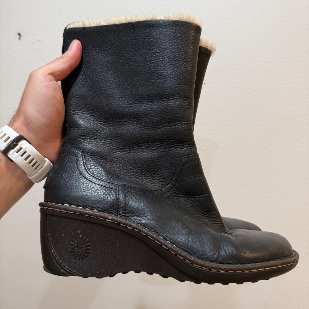 UGG Australia Black Leather Shearling Lined Wedge Boots 1001890 Women Size 9
